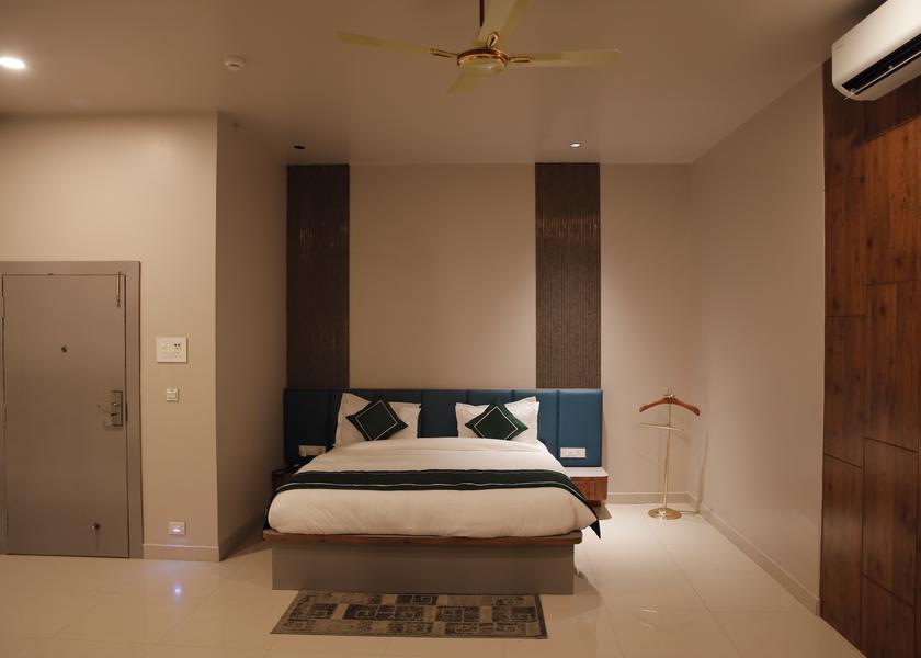 Assam Dibrugarh Deluxe (Vaibhava)