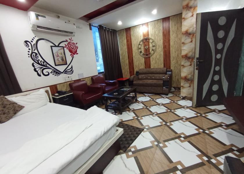 Bihar Sitamarhi Semi Deluxe Double Bed Room AC