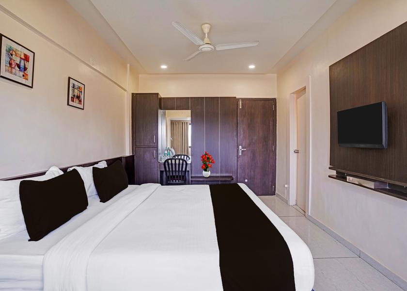 Gujarat Rajkot Deluxe Room