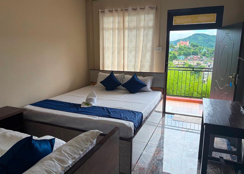 Meghalaya Shillong Deluxe Room