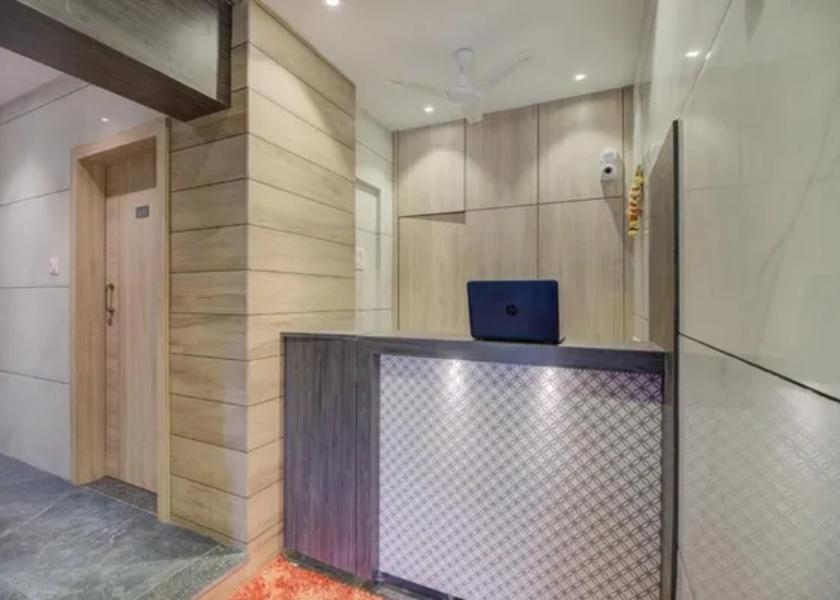 Maharashtra Mumbai Public Areas