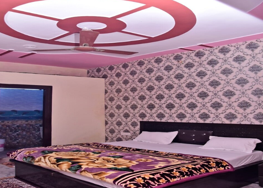 Uttar Pradesh Aligarh Deluxe