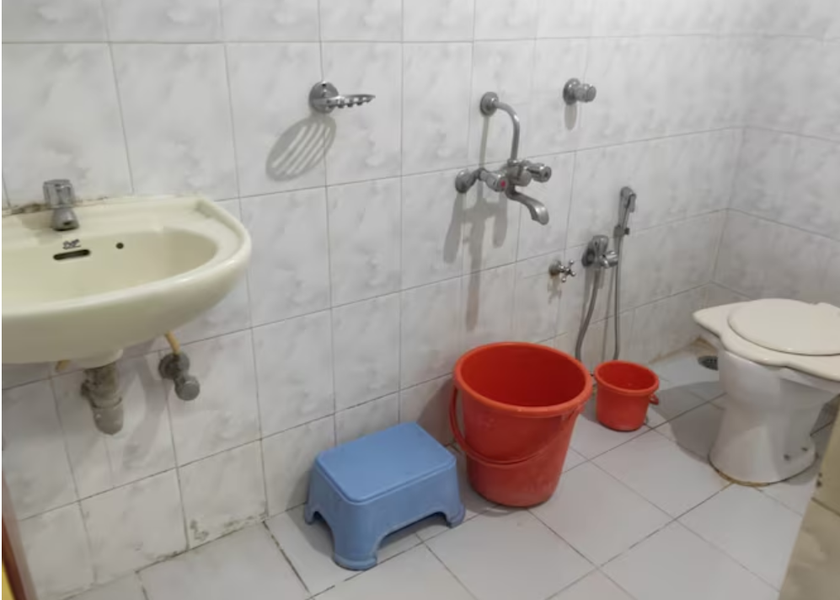 Maharashtra Chiplun Deluxe Non AC Room