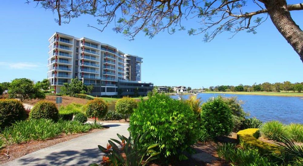 Queensland Merrimac Exterior Detail