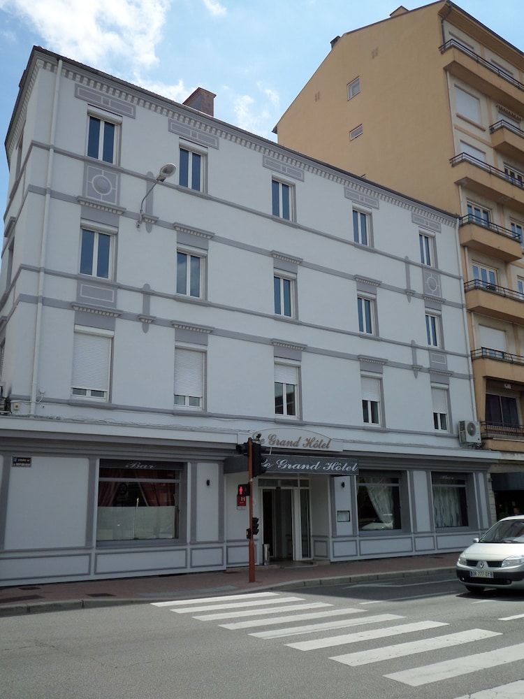 Auvergne-Rhone-Alpes Roanne Facade