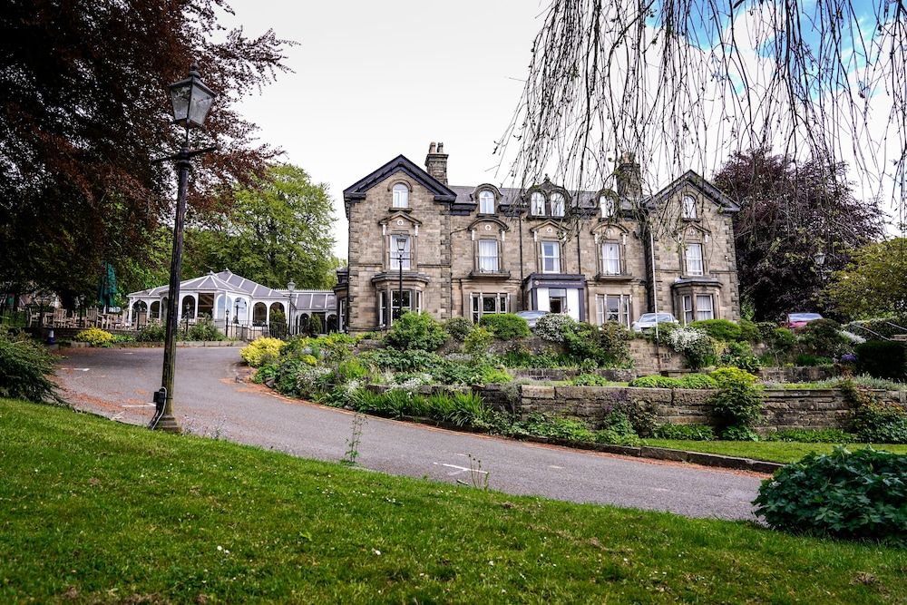 England Buxton Facade