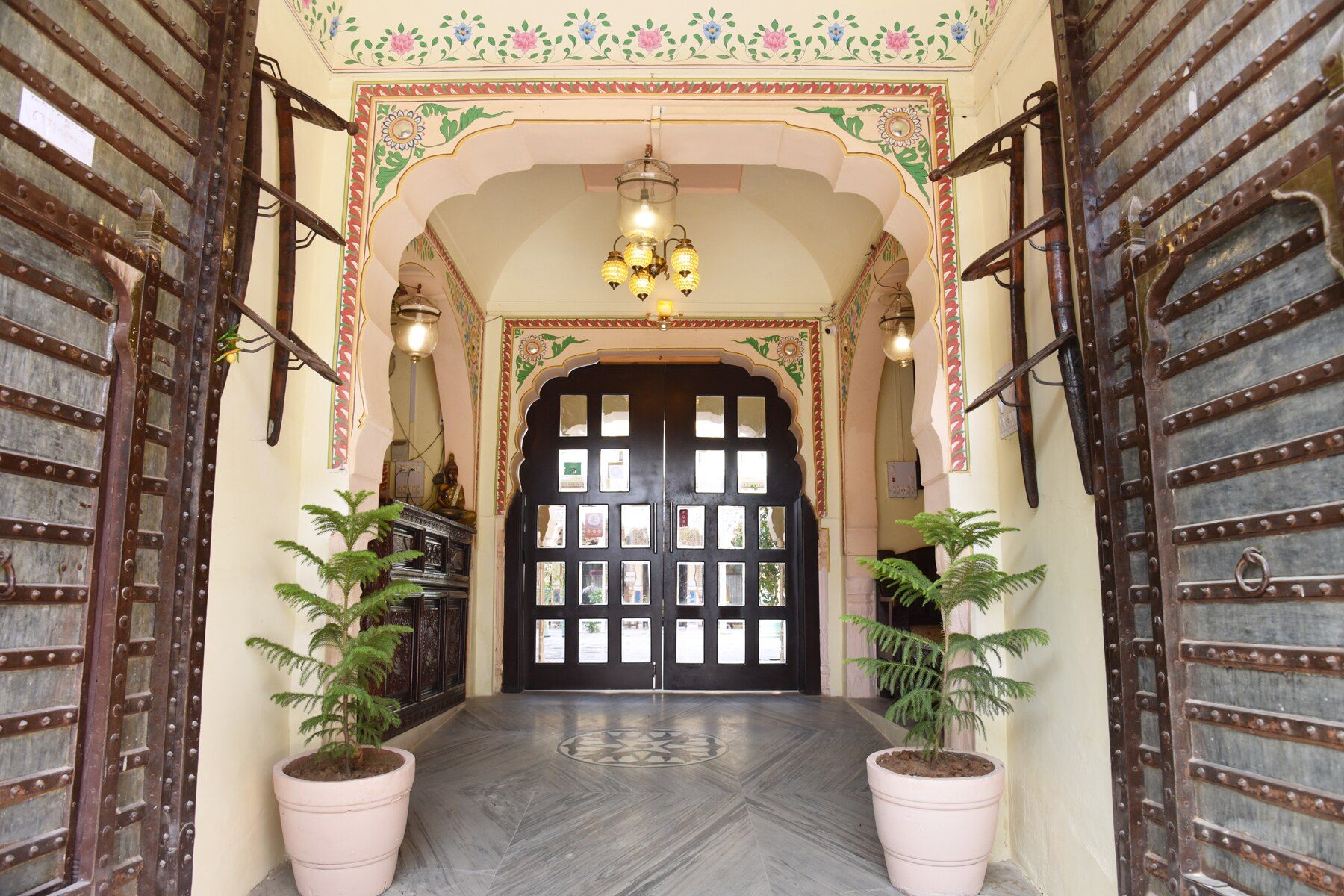 Rajasthan Mandawa Hotel Exterior