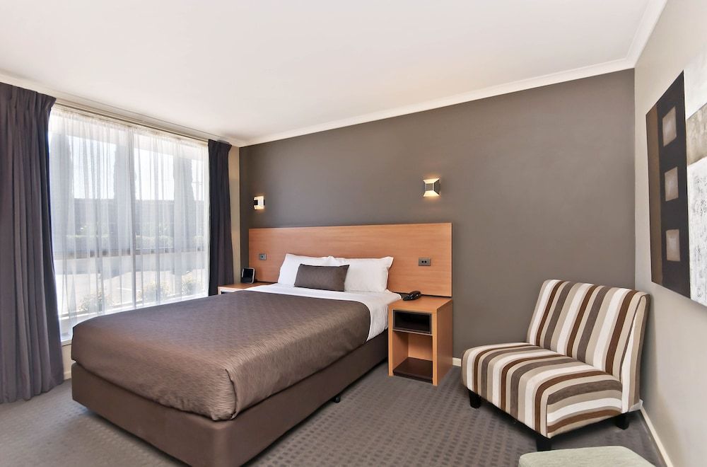 Victoria Warrnambool Room