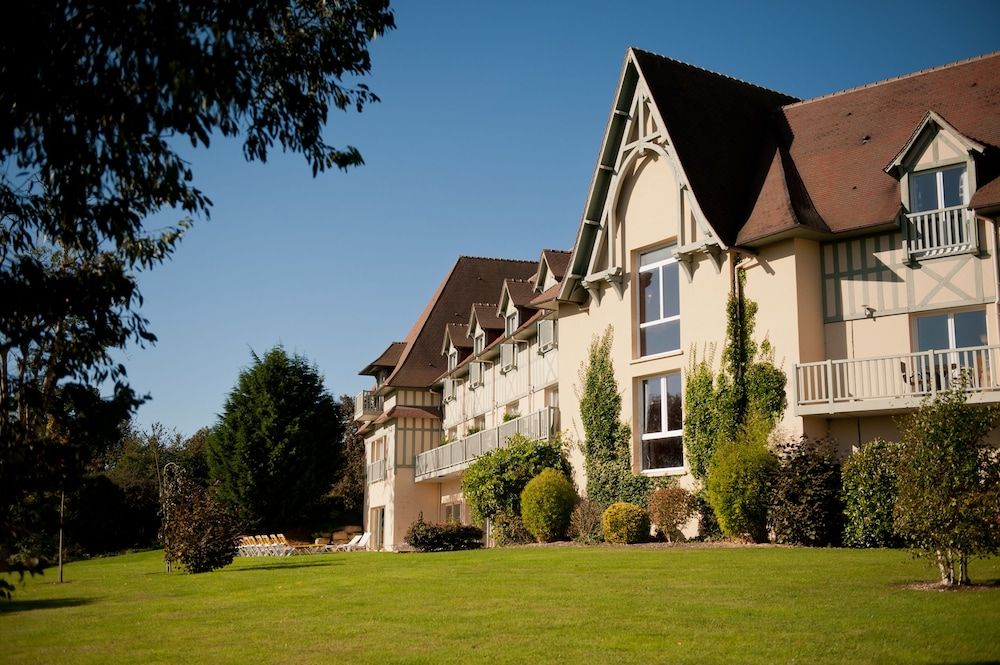 Normandy Villers-sur-Mer Facade