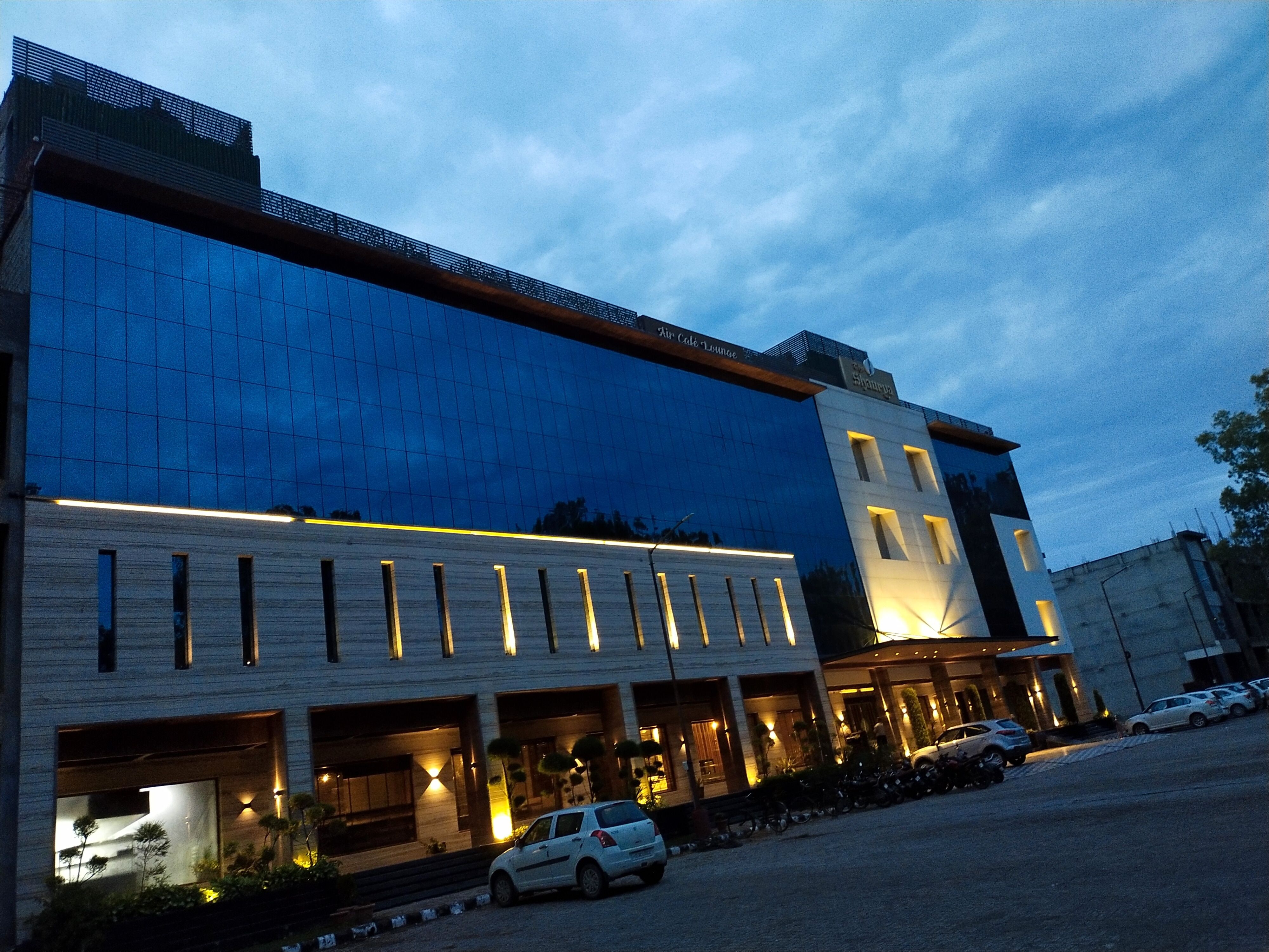 Punjab Patiala Hotel Exterior