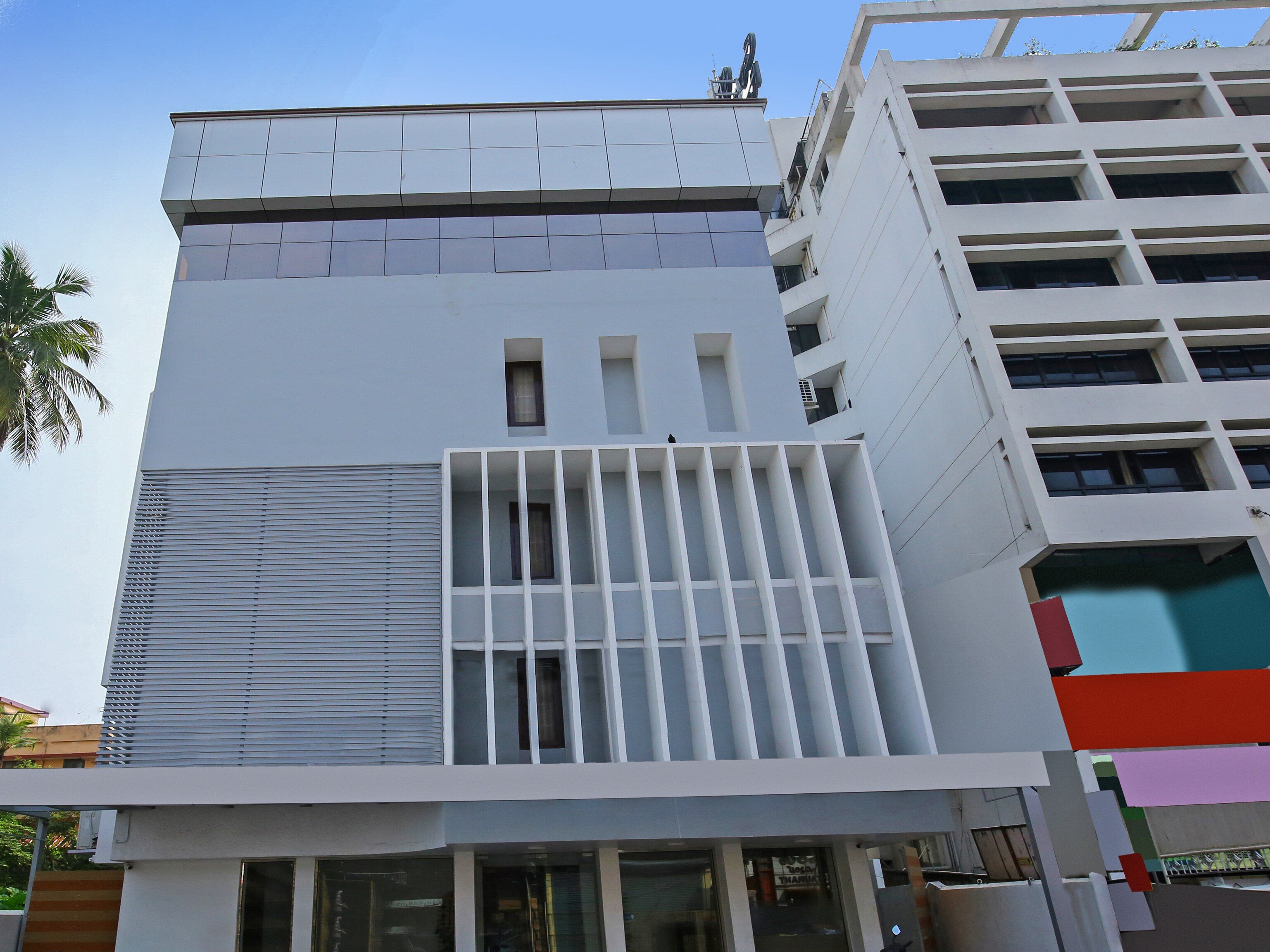 Kerala Thiruvananthapuram Hotel Exterior