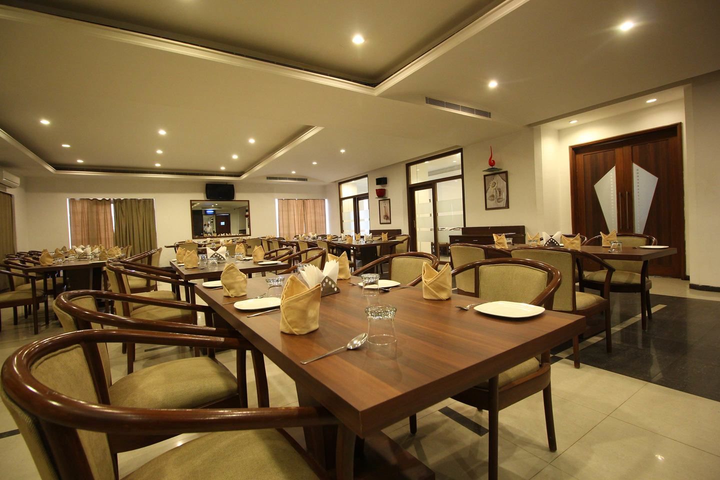 Gujarat Gandhidham Food & Dining