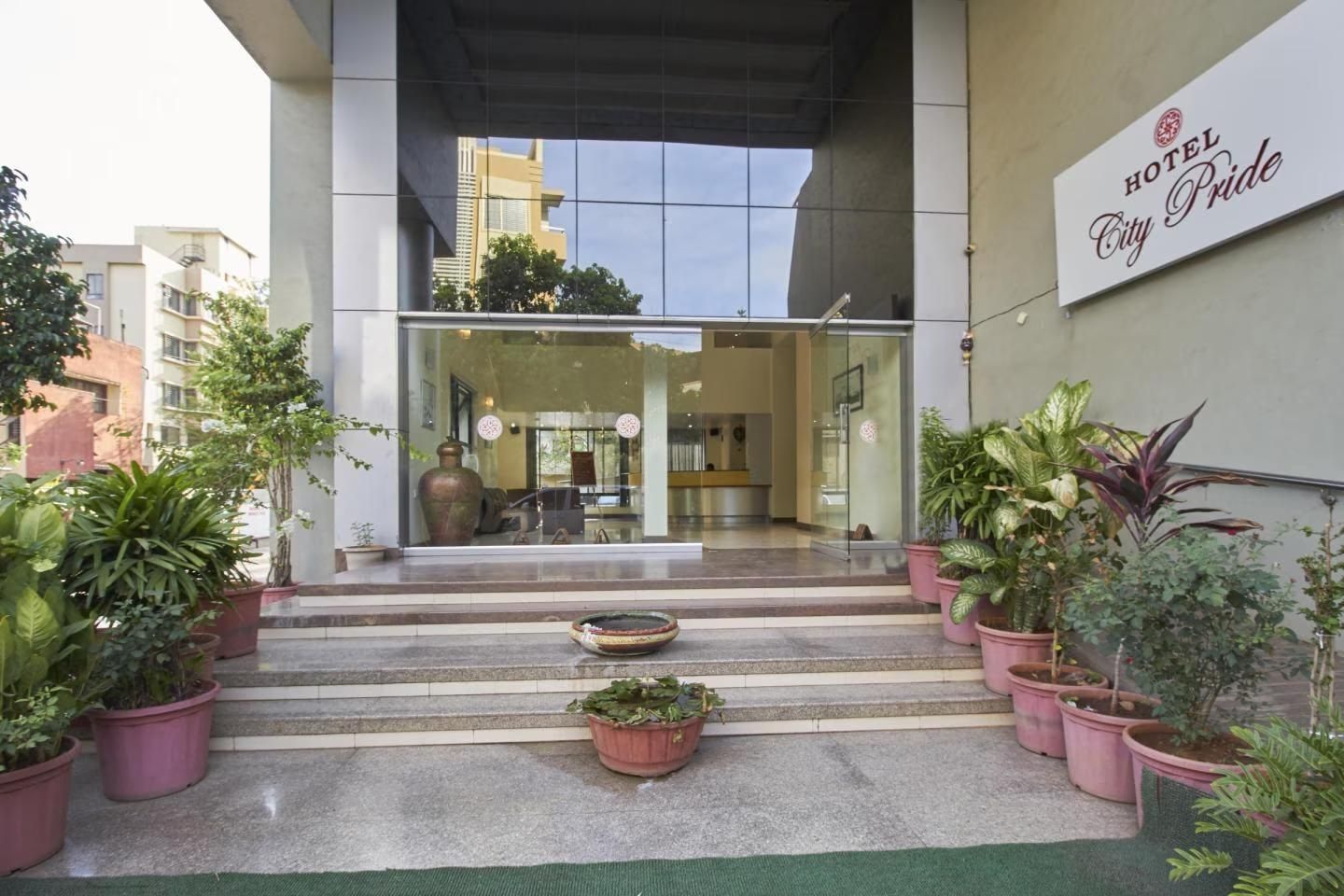 Maharashtra Nashik Hotel Exterior