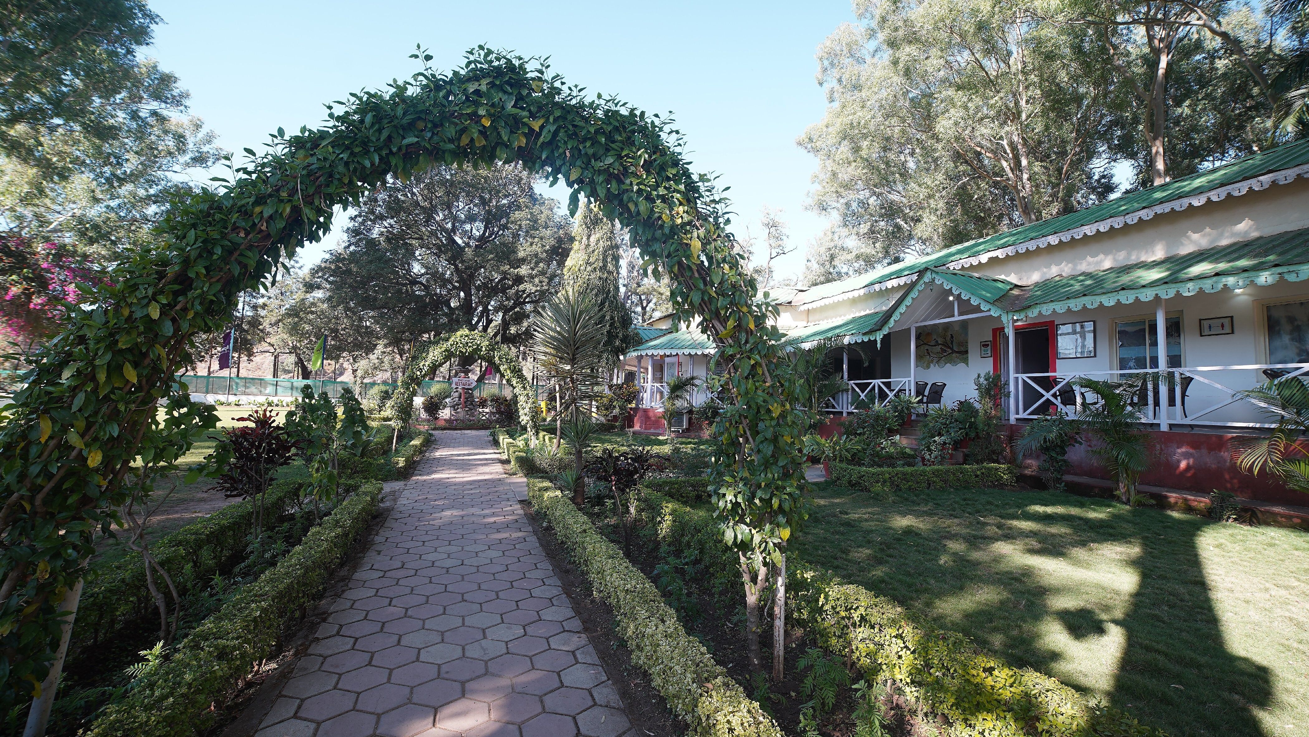 Madhya Pradesh Pachmarhi Hotel Exterior