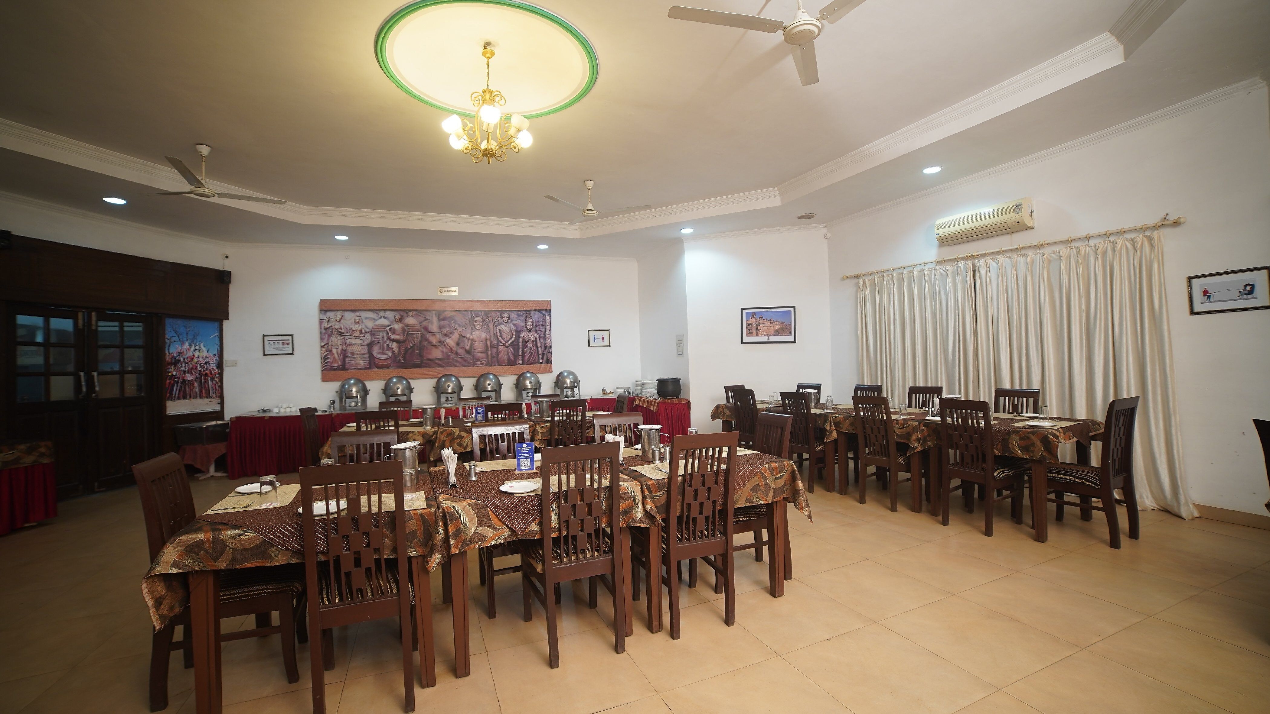 Madhya Pradesh Pachmarhi Food & Dining