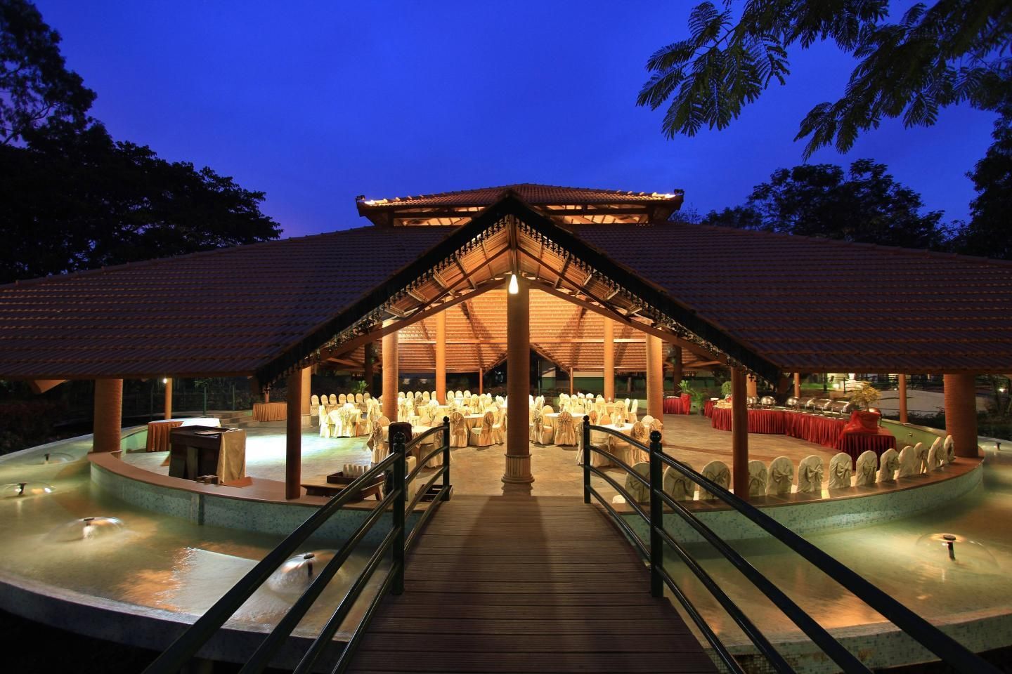 Karnataka Mysore Hotel Exterior