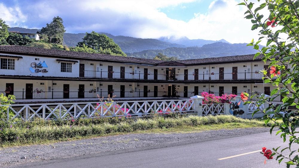 Chiriqui Boquete Facade