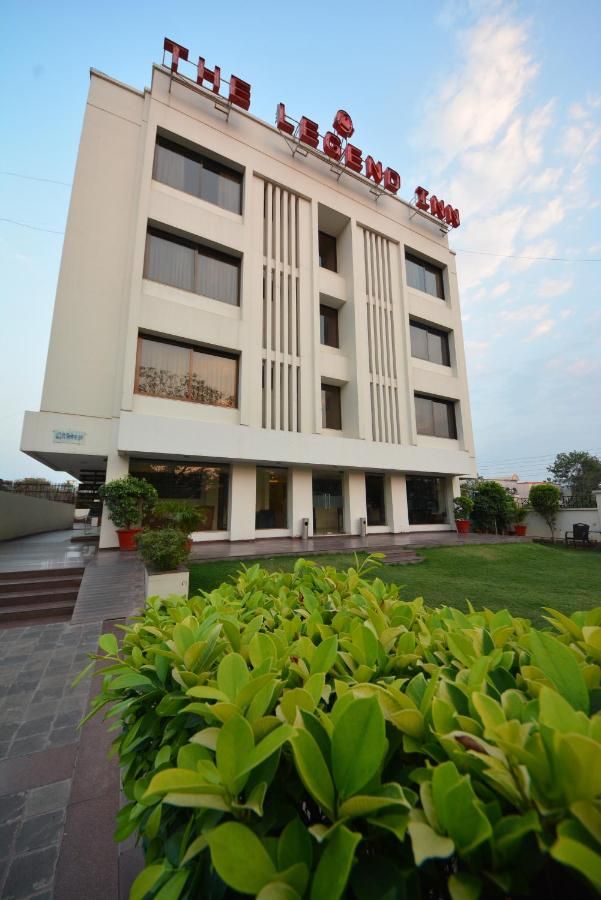 Maharashtra Nagpur Hotel Exterior