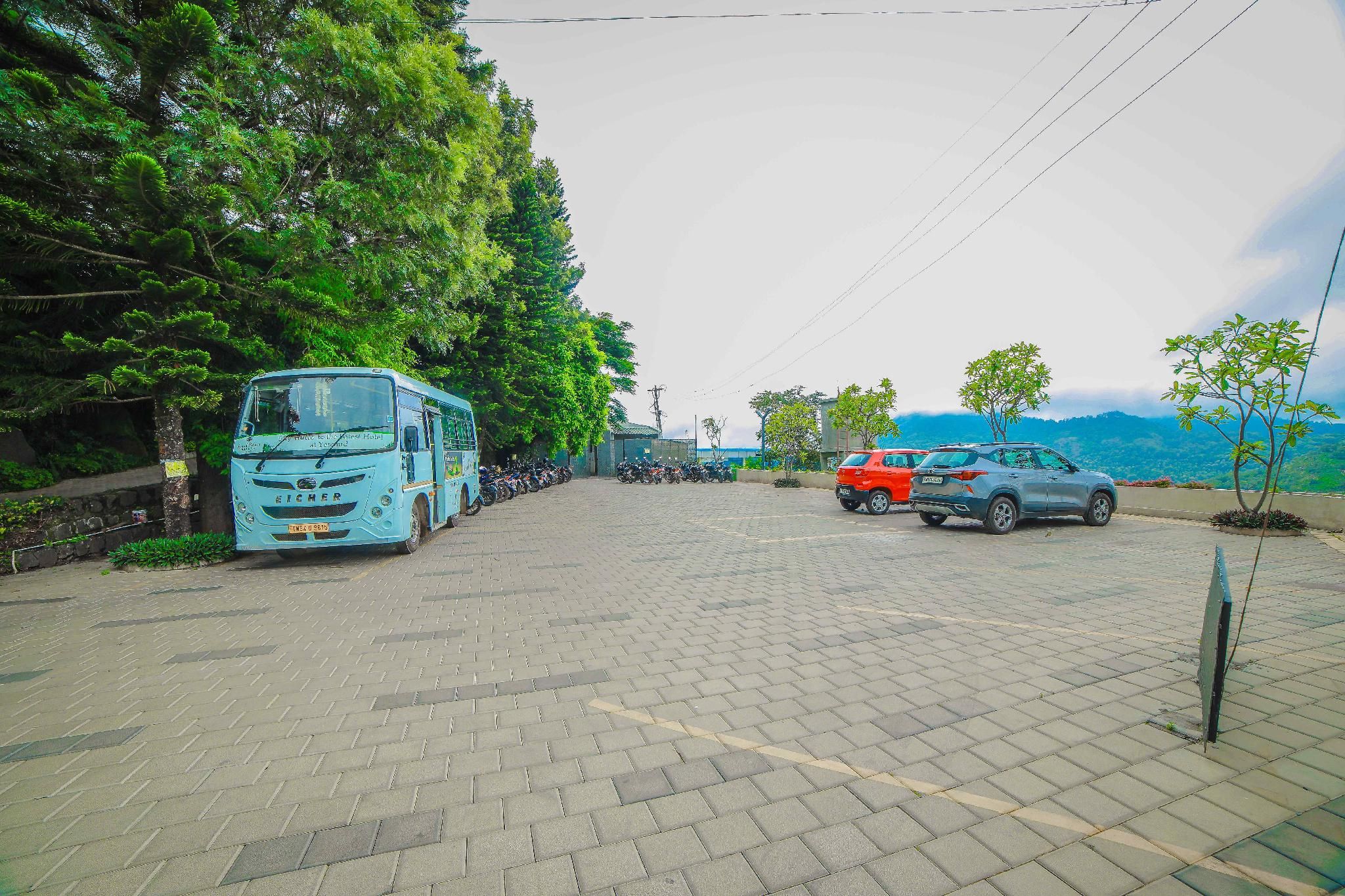 Tamil Nadu Yercaud Parking lot