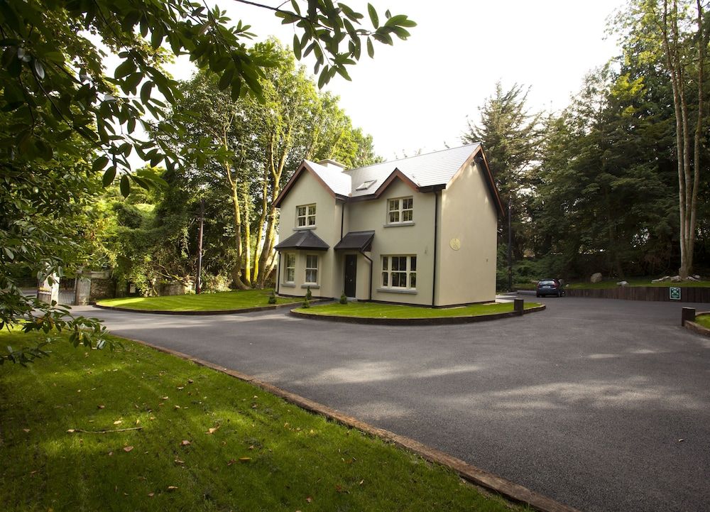 Kerry (county) Tralee Facade