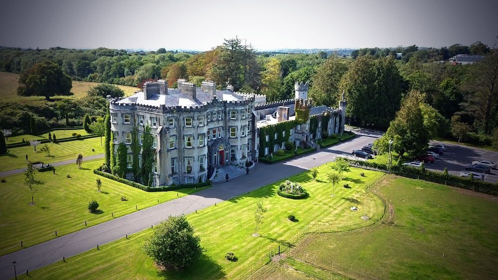 Kerry (county) Tralee Facade