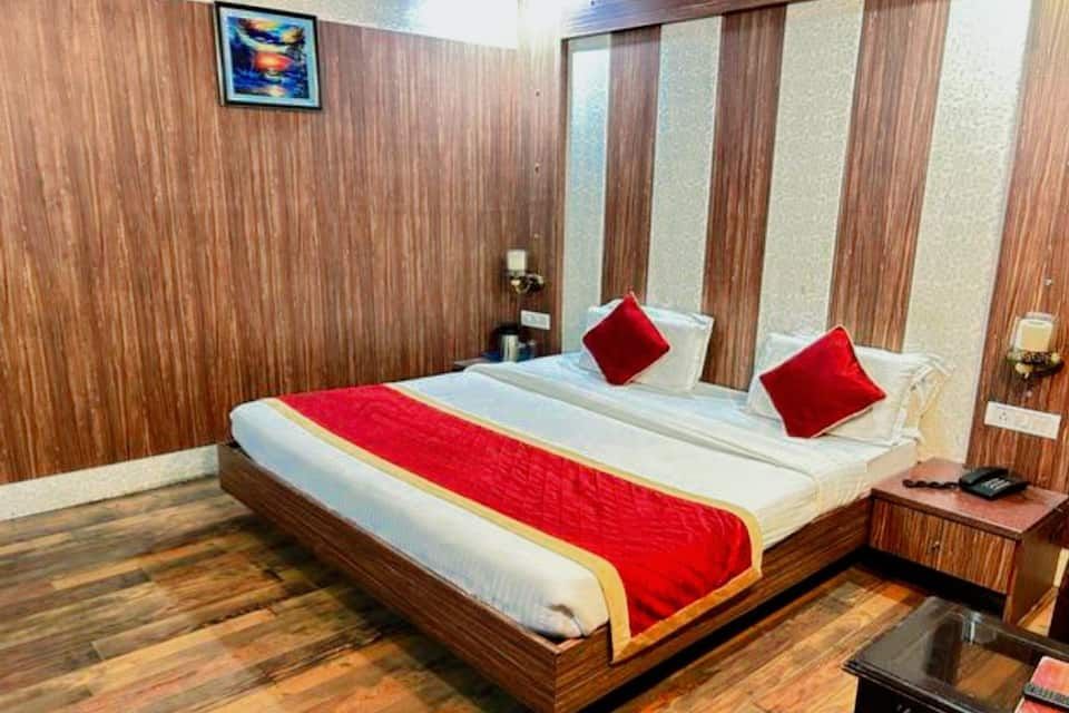 Jammu and Kashmir Patnitop Room