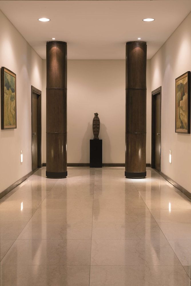 Mendoza Mendoza Lobby