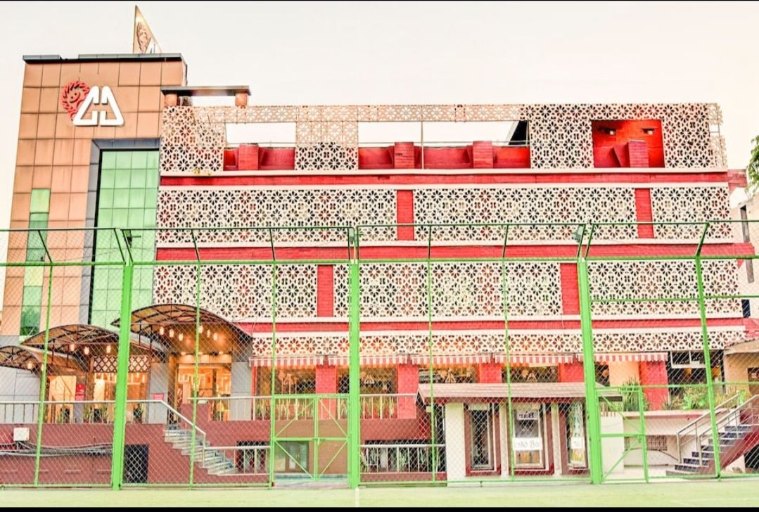 Uttar Pradesh Kanpur Hotel Exterior