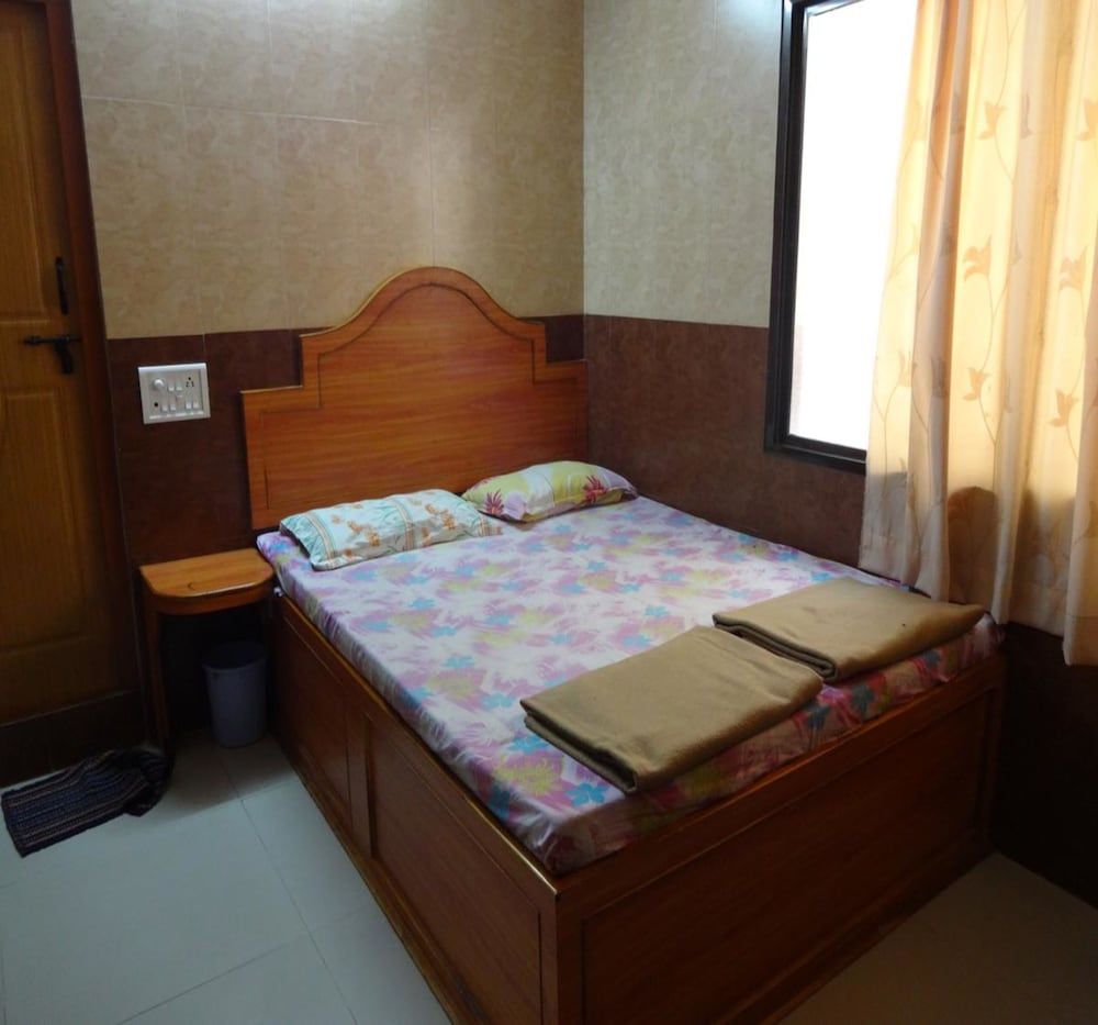 Andhra Pradesh Mantralayam Room