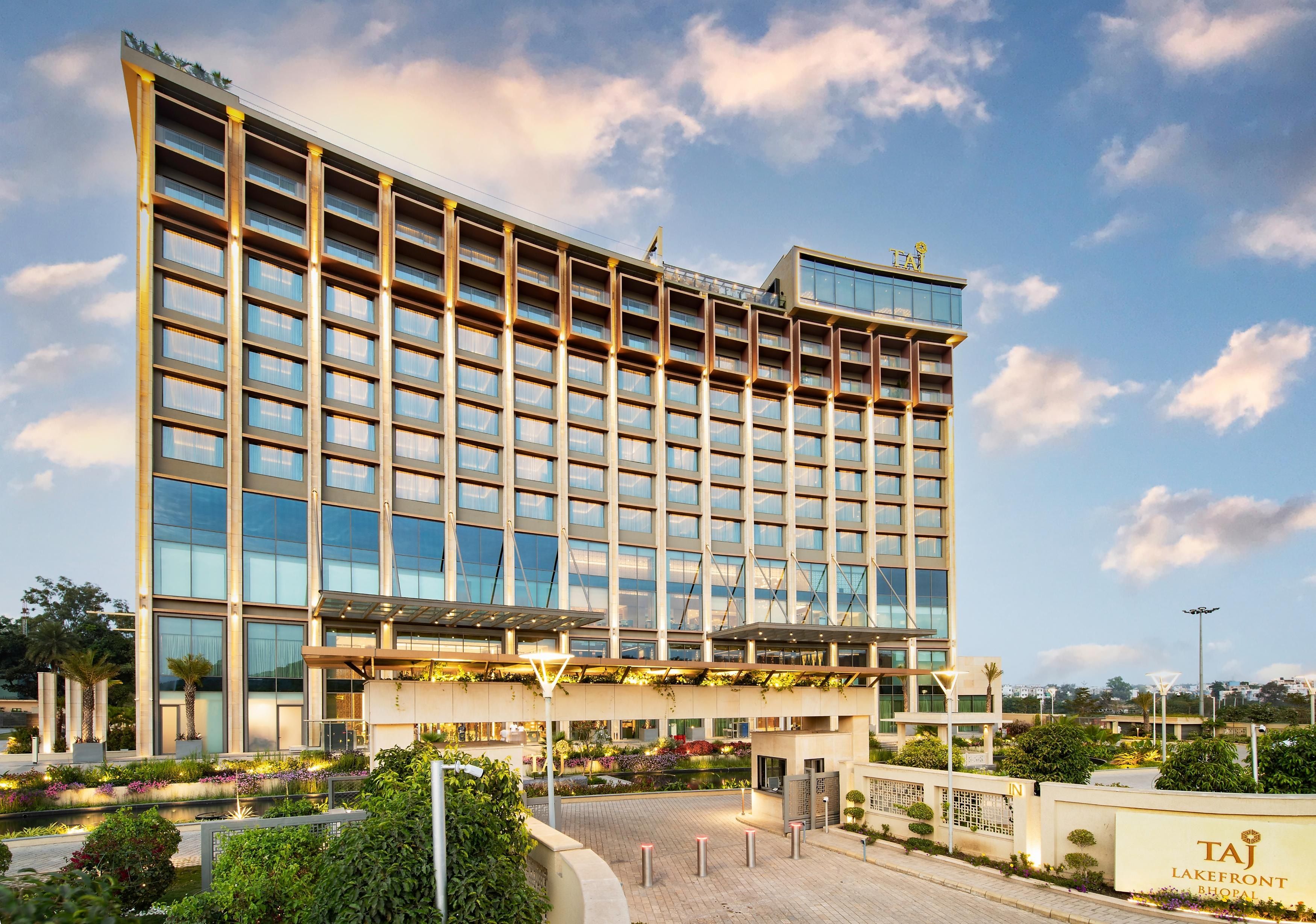 Madhya Pradesh Bhopal Hotel Exterior