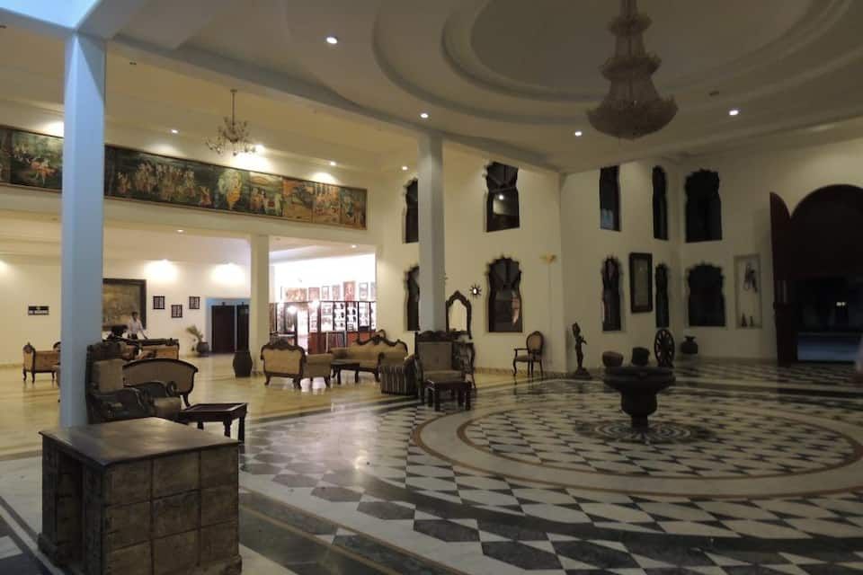 Rajasthan Mandawa lobby