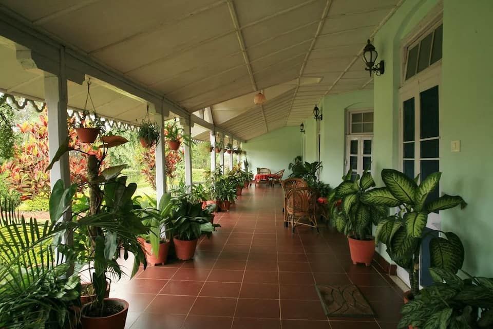 Madhya Pradesh Pachmarhi sitting area