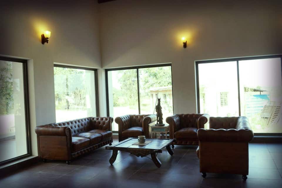 Maharashtra Tadoba Lobby Sitting Area