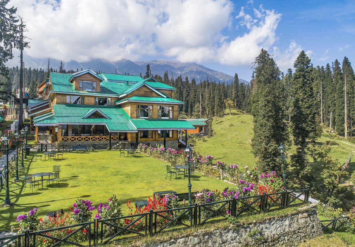 Jammu and Kashmir Gulmarg Hotel View