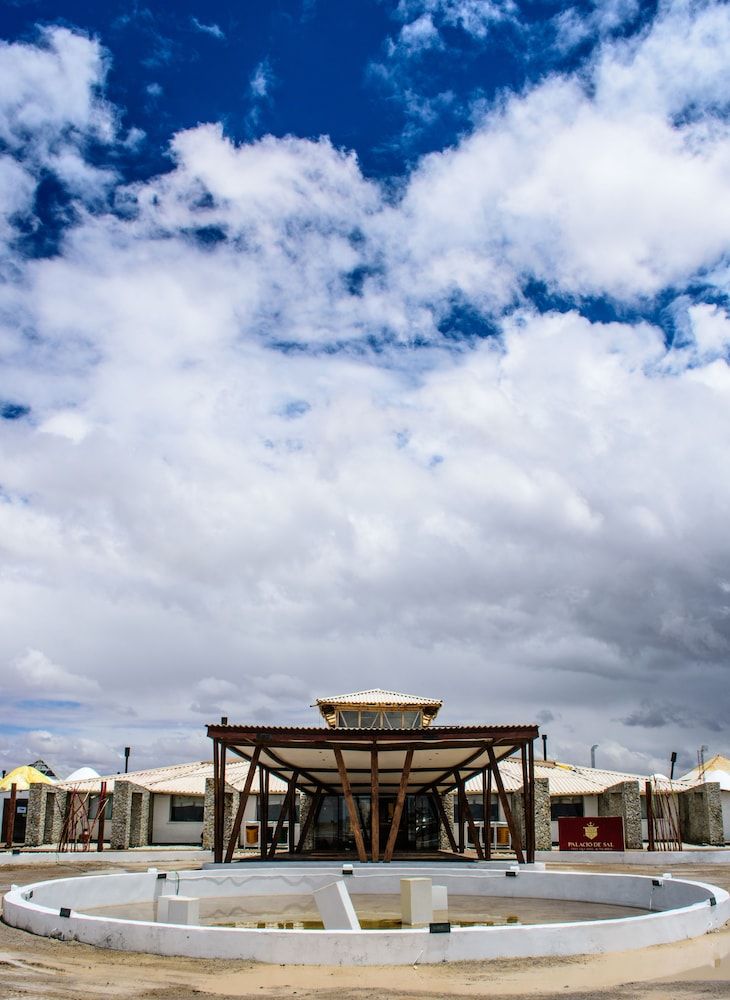 Potosi Uyuni Facade