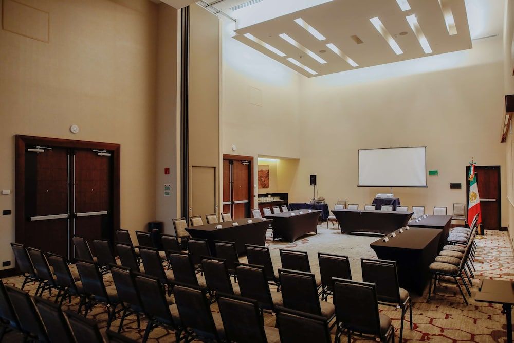  Celaya Meeting Room