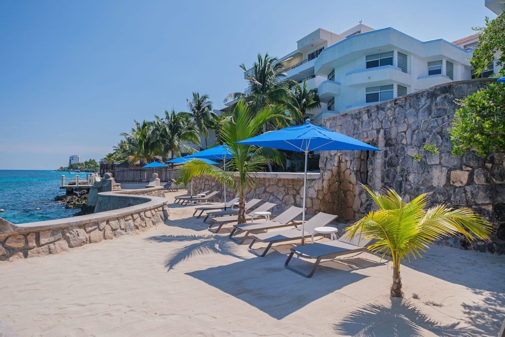 Quintana Roo Cozumel Exterior Detail