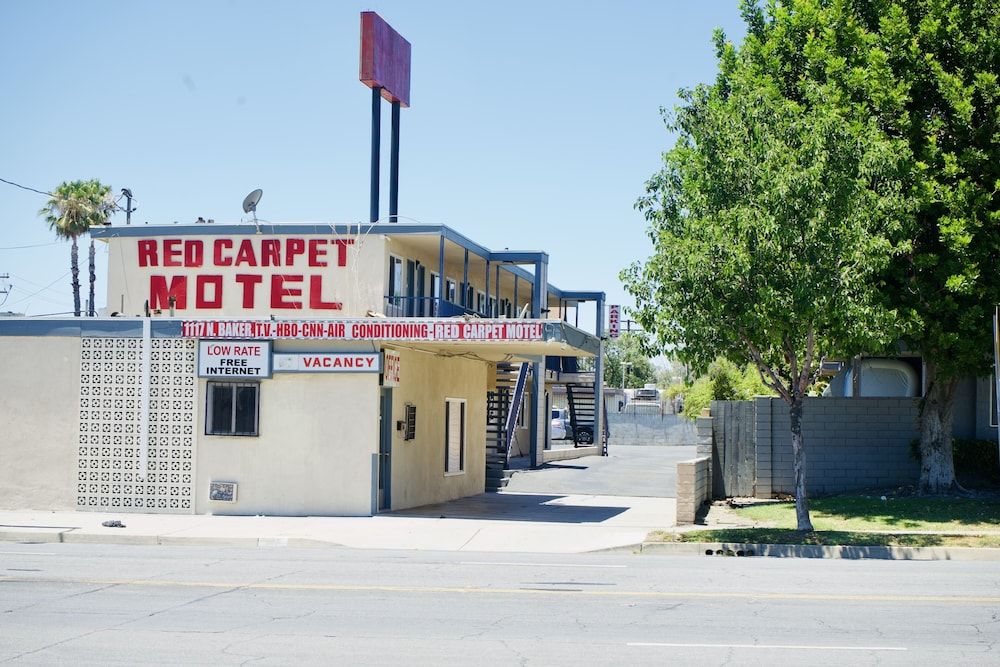 California Ontario Facade