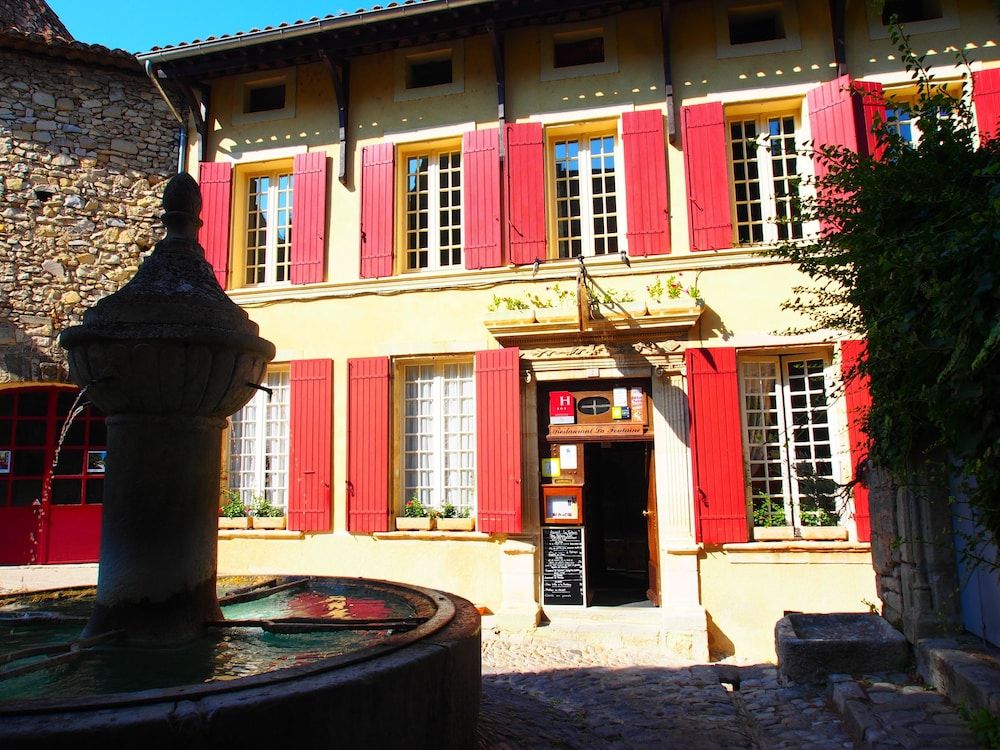 Provence - Alpes - Cote d'Azur Vaison-la-Romaine Facade