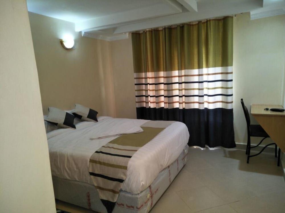  Kiambu Room