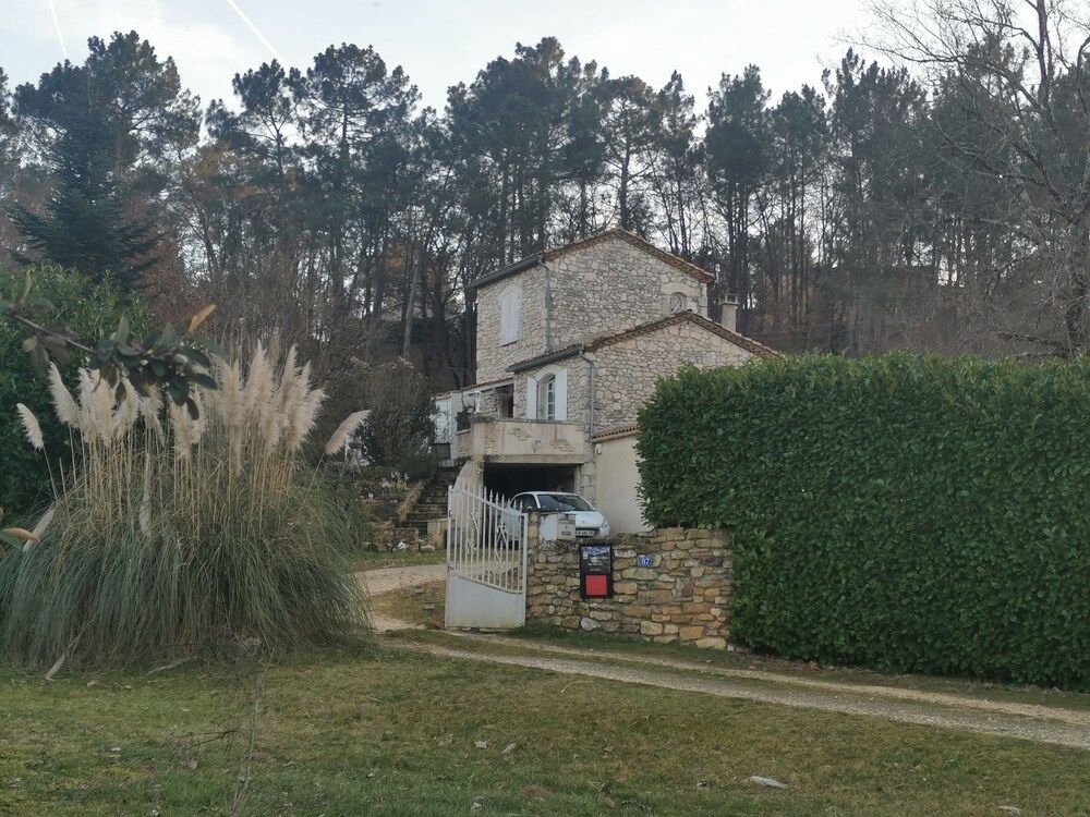 Nouvelle-Aquitaine Fumel Facade