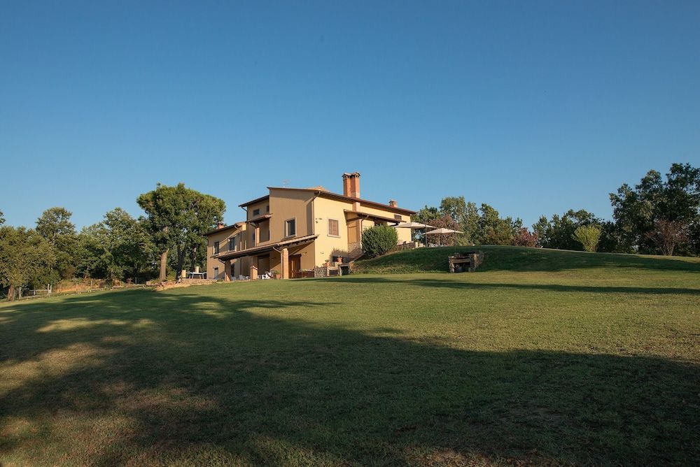 Tuscany Fucecchio Exterior Detail