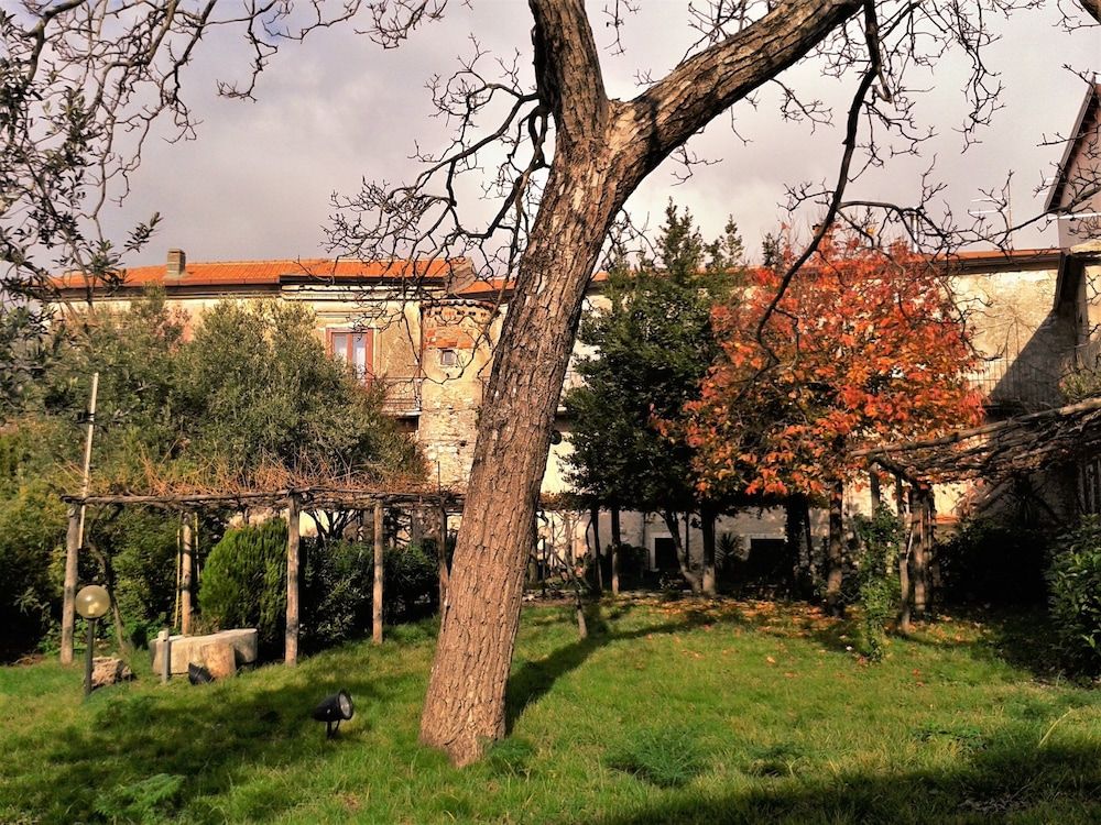 Campania Trentinara Facade