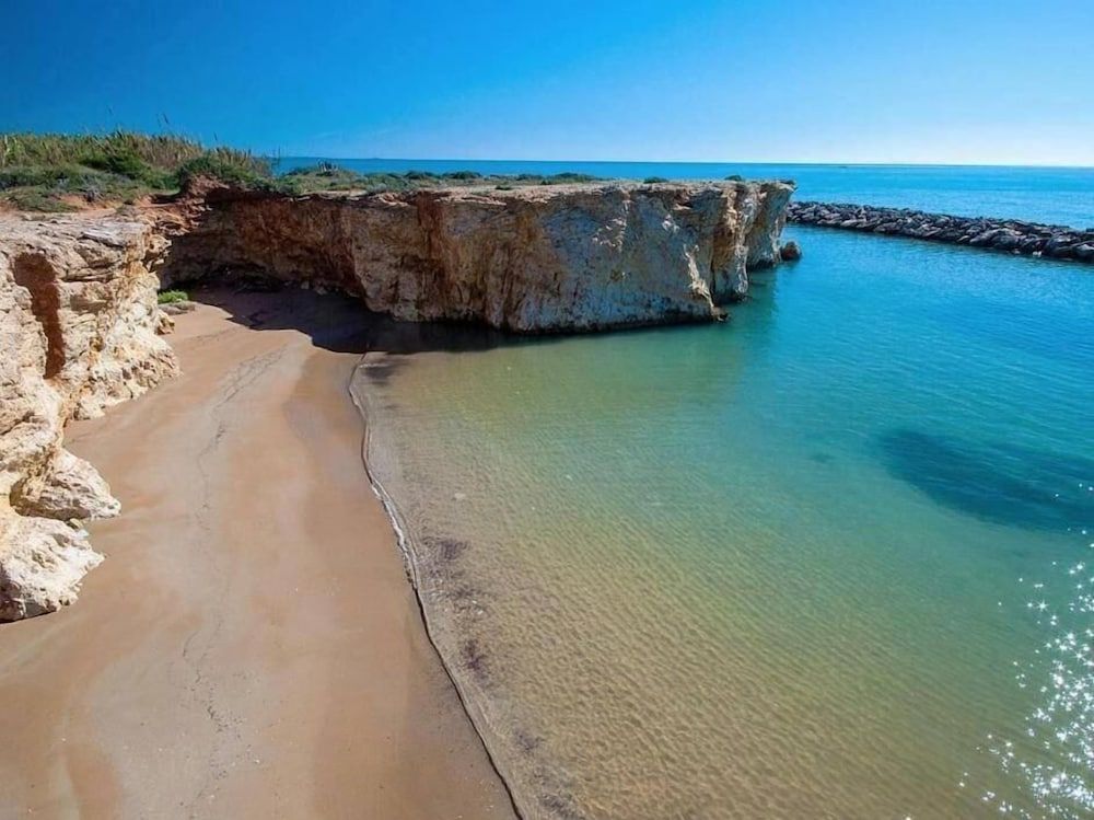 Sicily Rosolini Beach