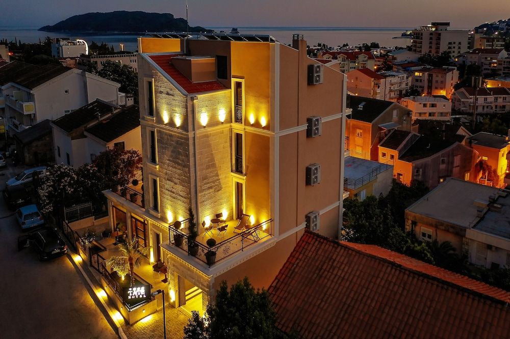  Budva City View from Property