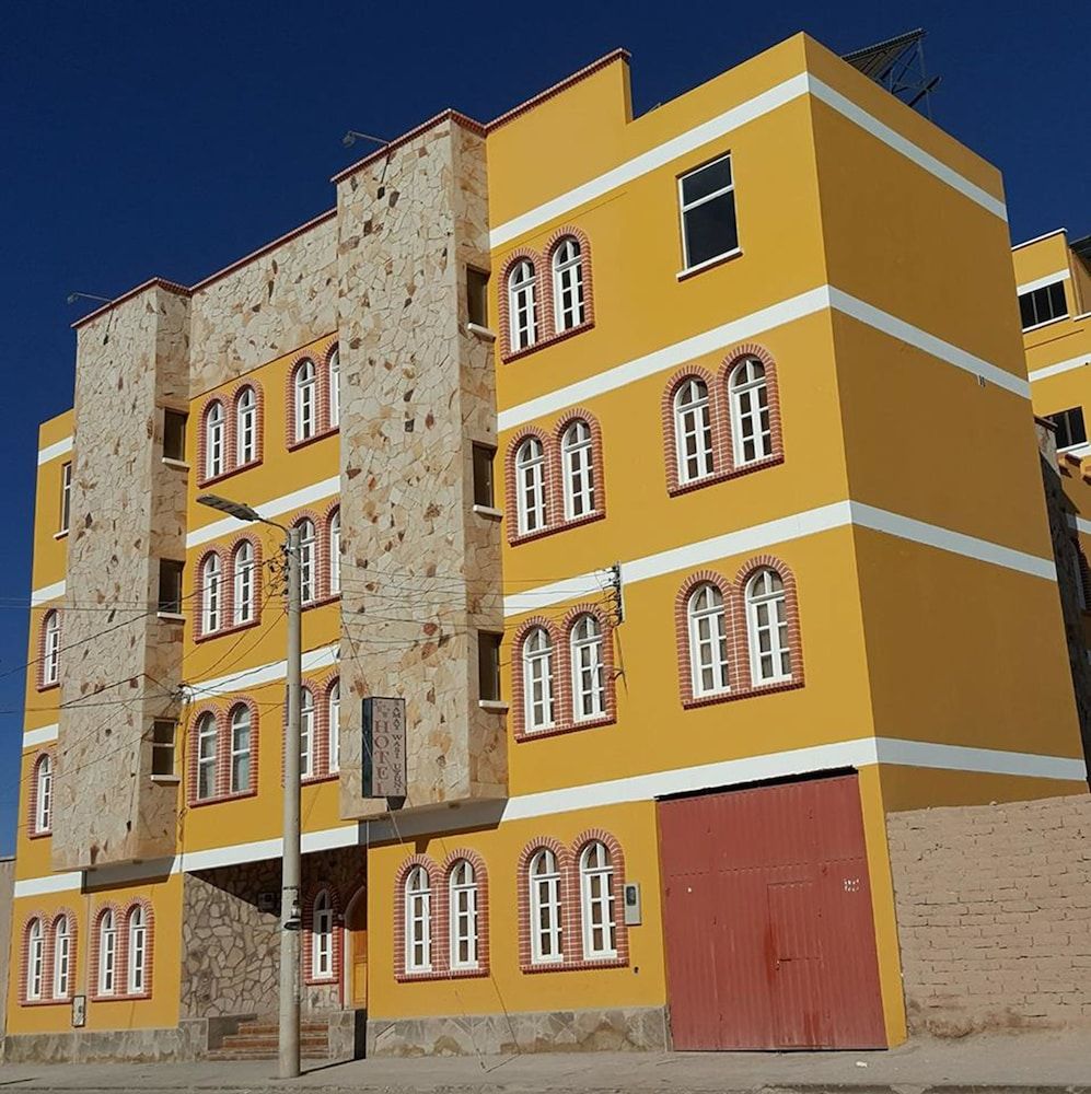 Potosi Uyuni Facade