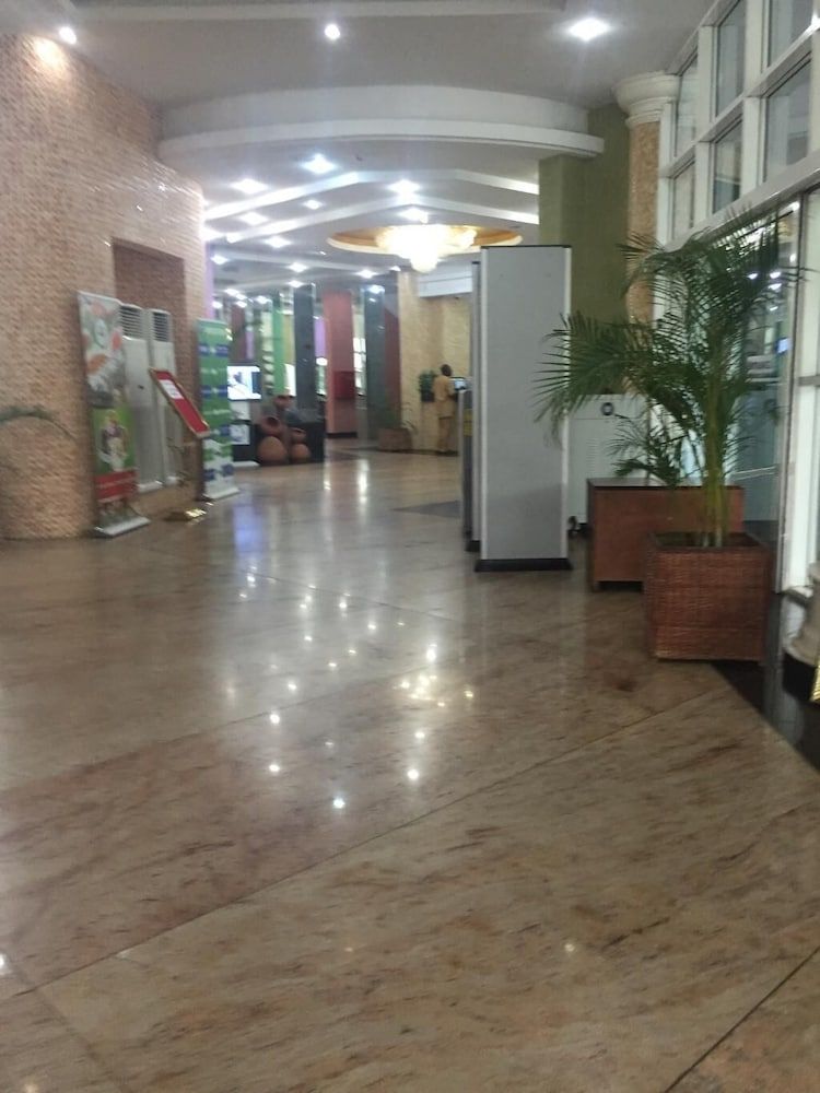  Kano Lobby