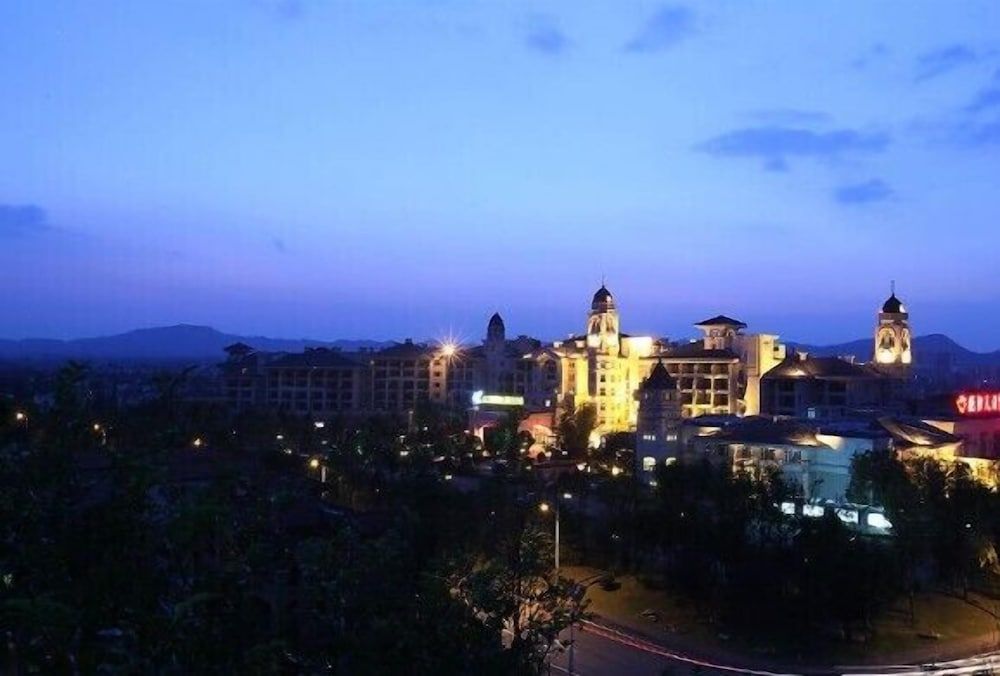 Hubei Xianning Facade