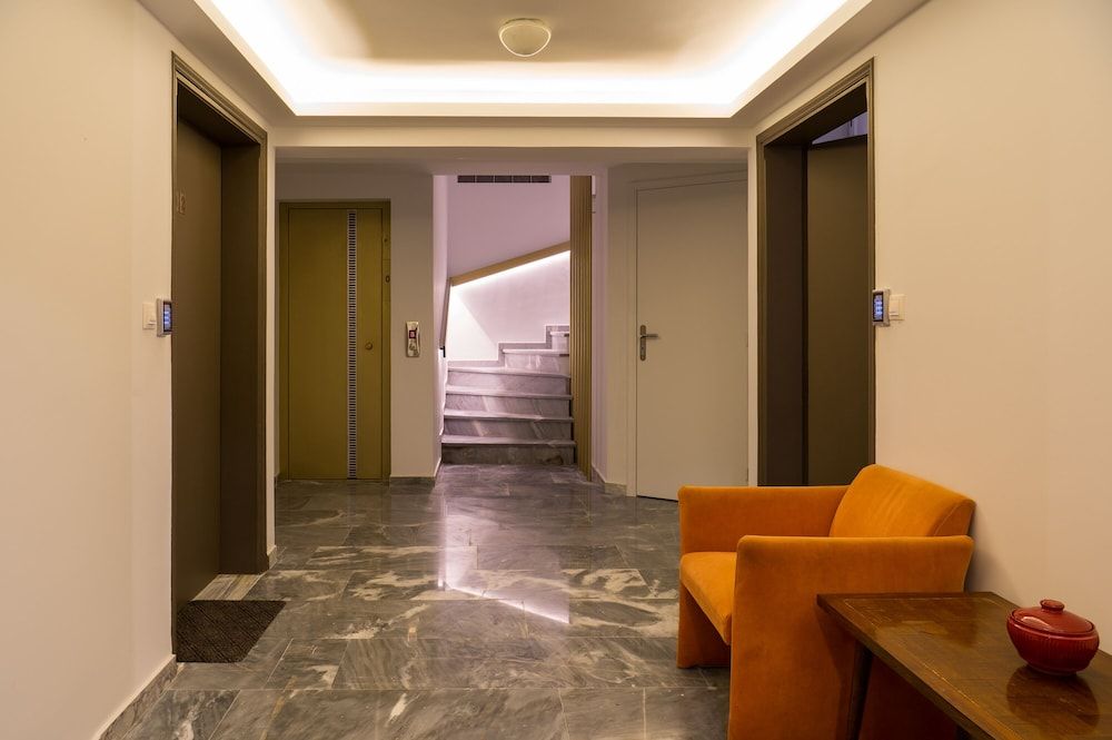 Attica Rafina-Pikermi Lobby