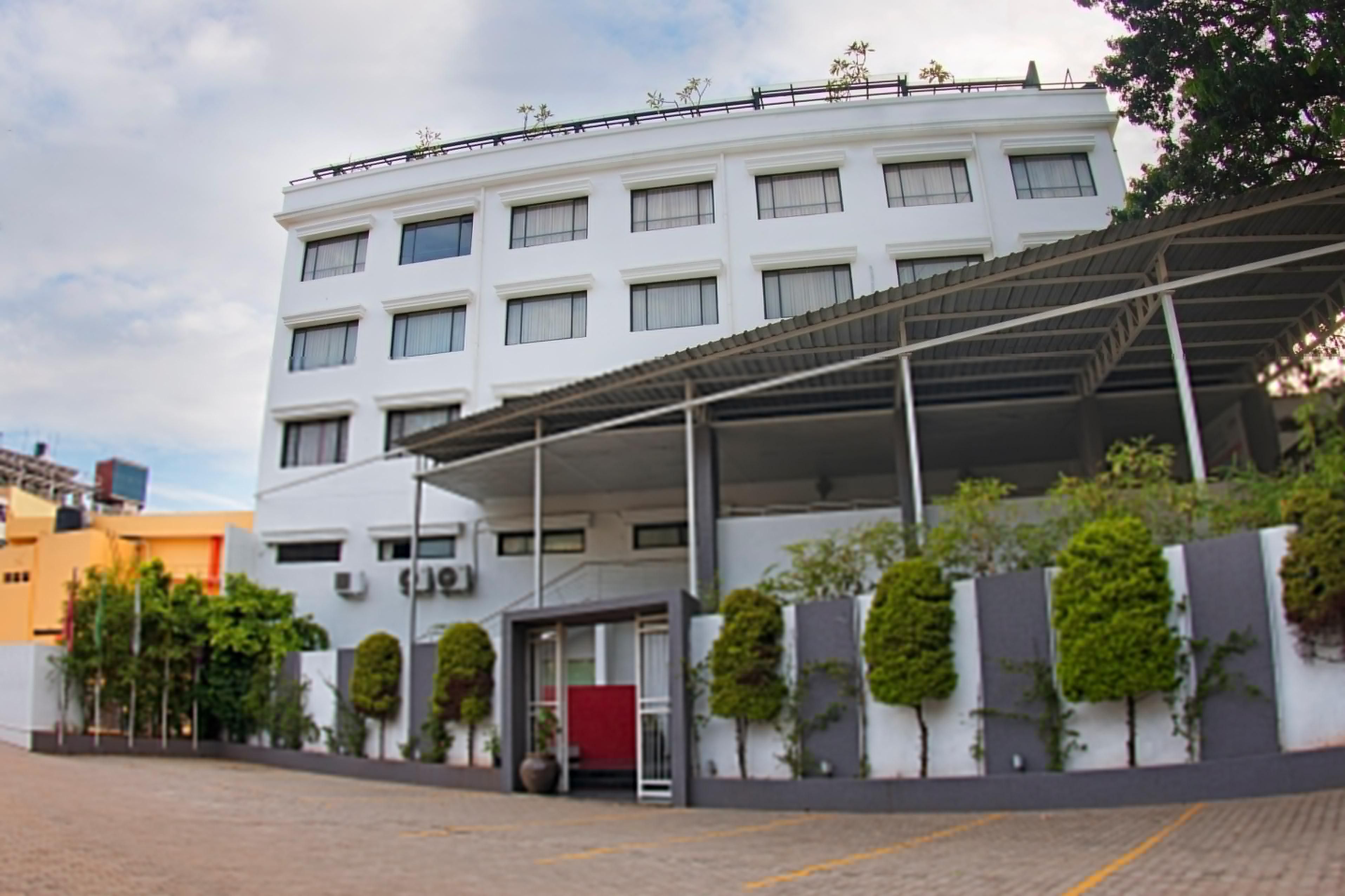 Karnataka Mysore Hotel Exterior